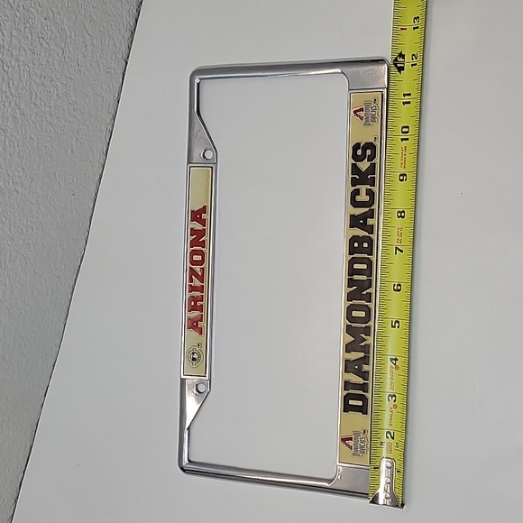 VTG Arizona Diamondbacks Chrome License Plate Frame Genuine Merchandise - Picture 4 of 12